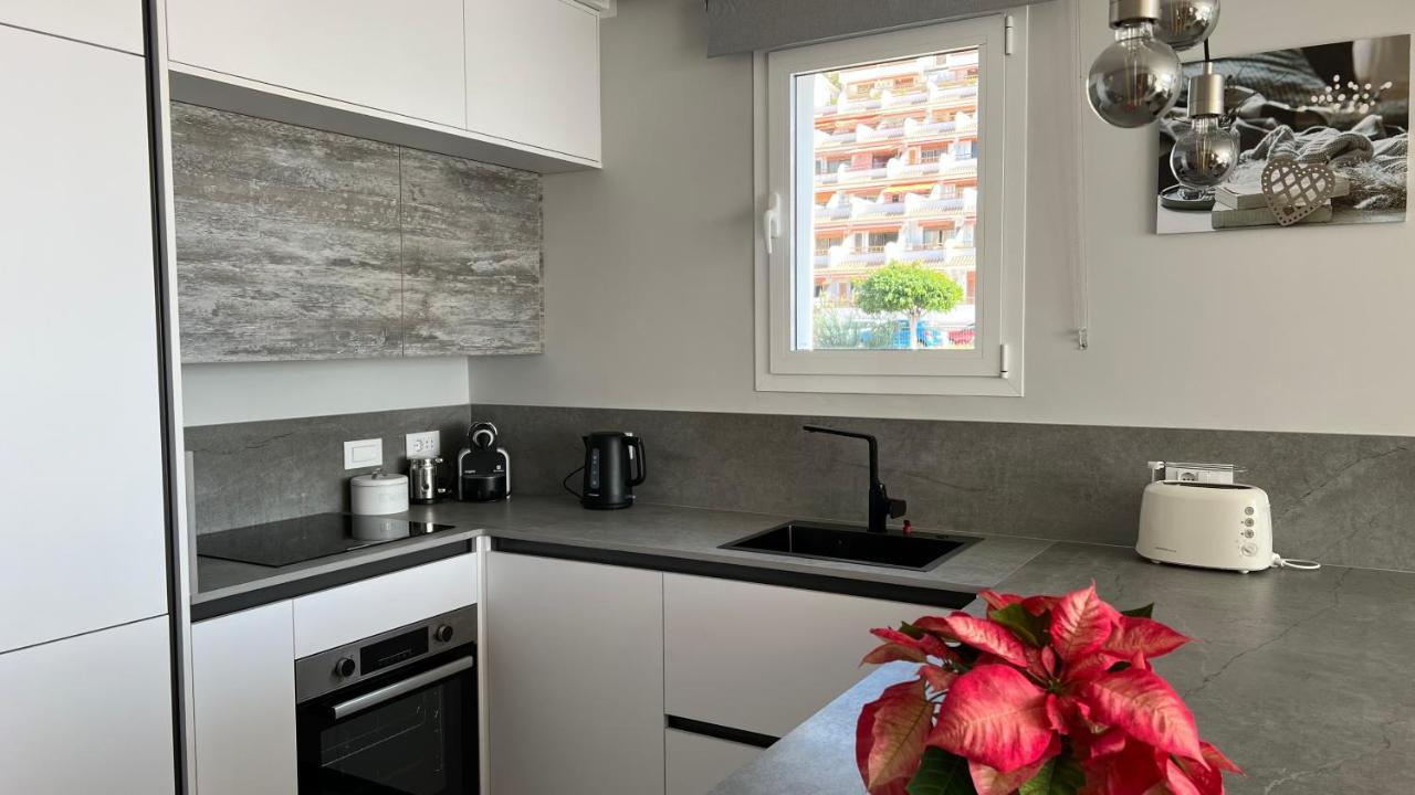 Boutique Studio, Sea Views Of Las Vistas And Free Wifi プラヤ・デ・ラス・アメリカス エクステリア 写真